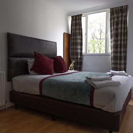 London - 4 Bed - Sleeps 8 - Garden - Pet Friendly Villa Eksteriør bilde