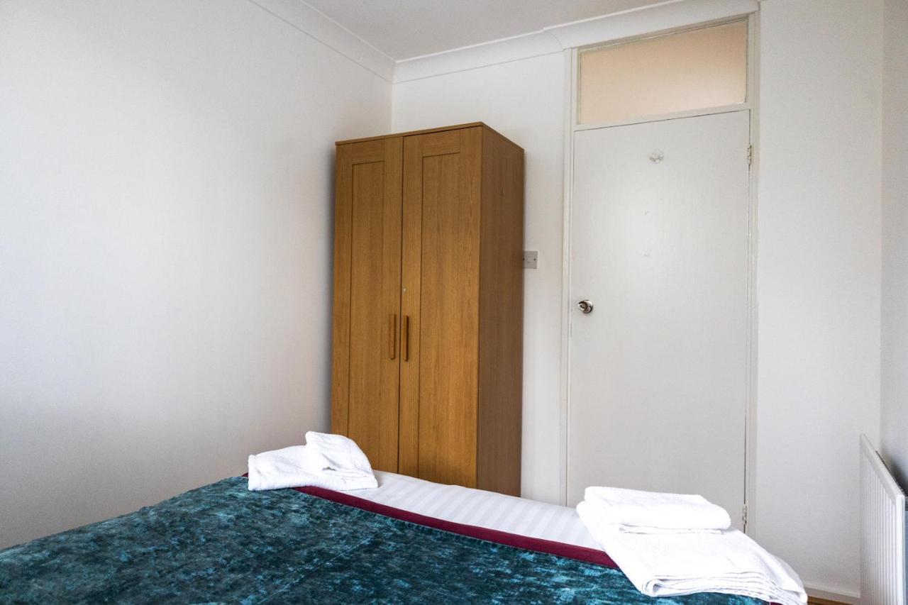 London - 4 Bed - Sleeps 8 - Garden - Pet Friendly Villa Eksteriør bilde